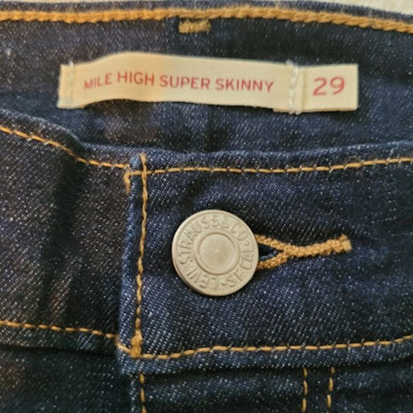 Levi's Super Skinny NWOT - Picture 5 of 12